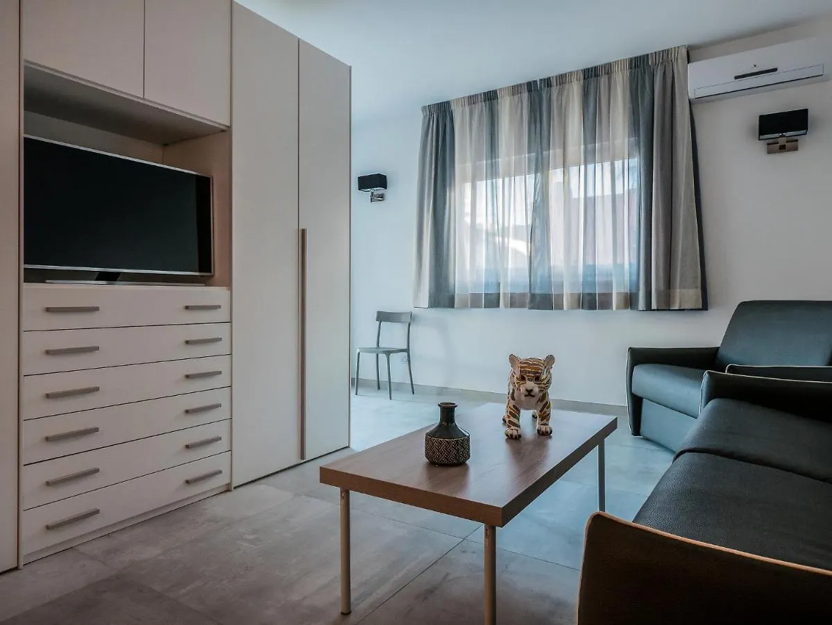 Cozy Studio-Flat In Paceville San Giuliano 0*,
