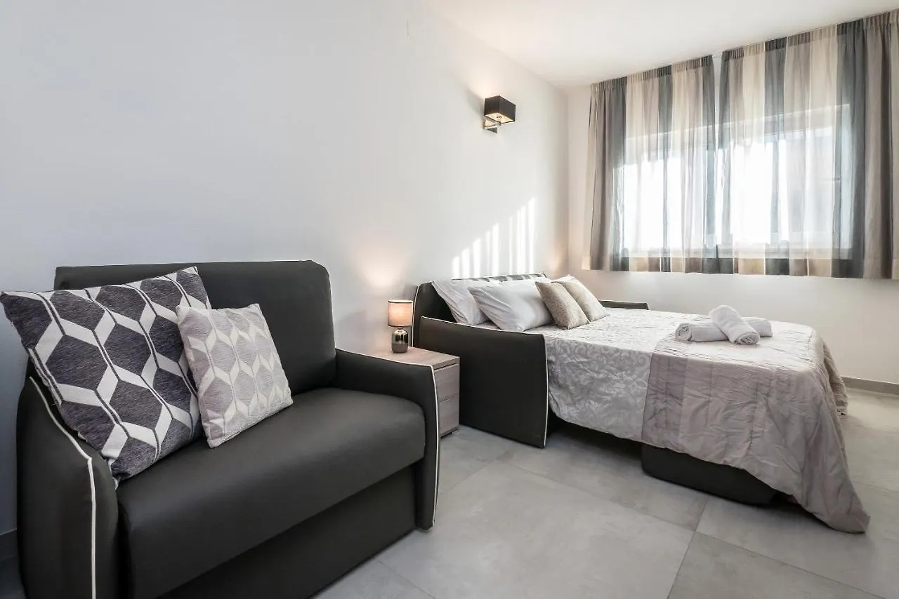 Cozy Studio-Flat In Paceville Saint Julian's Apartment